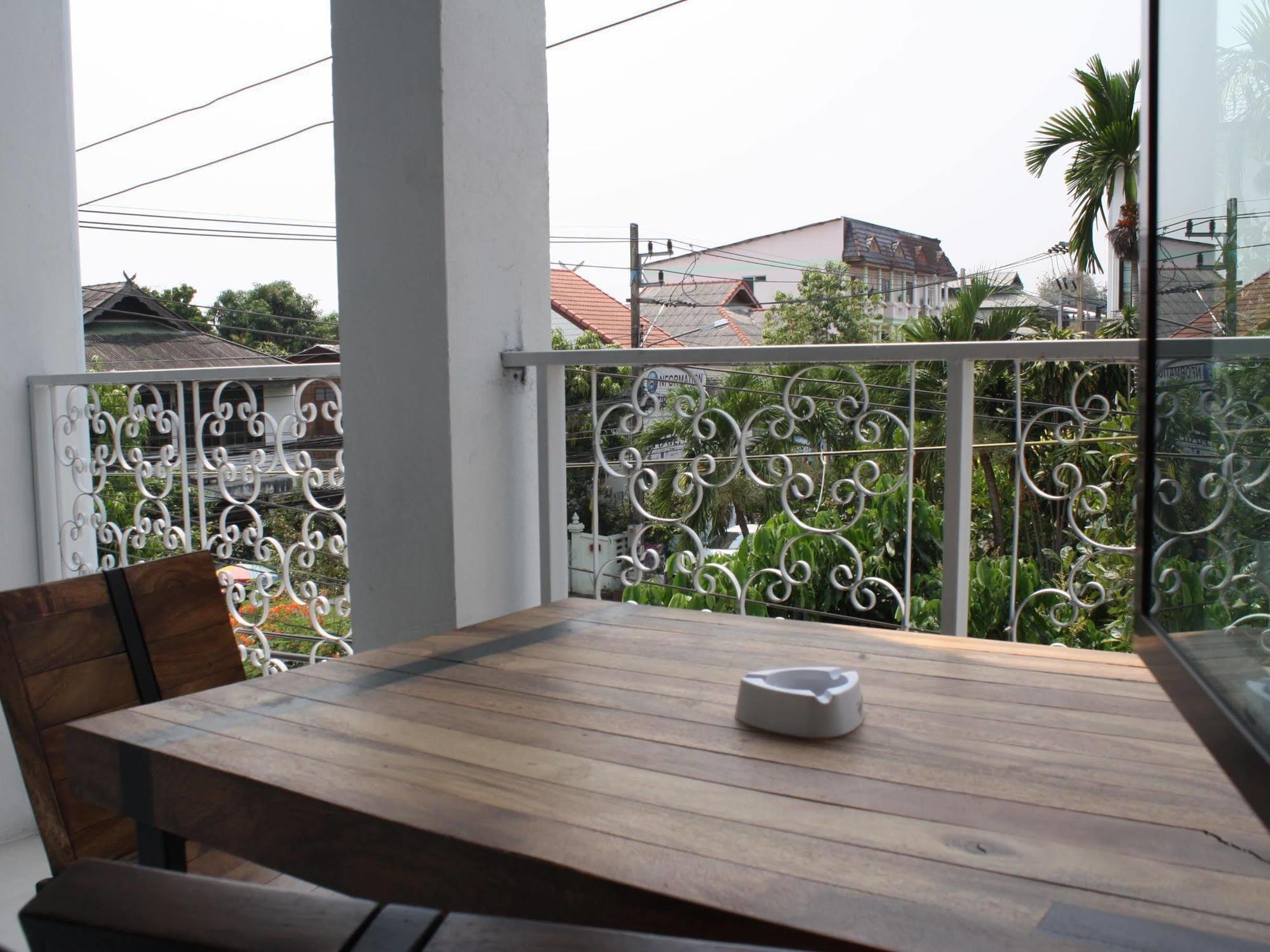Asaya House Hotel Chiang Mai Exterior foto